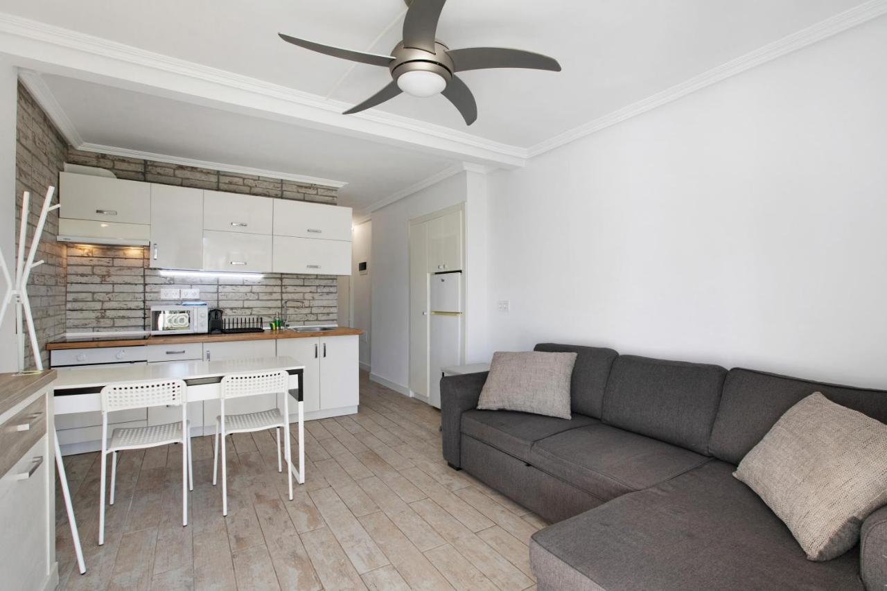 Apartment At 30 Mts From Sea Playa de las Americas  Ngoại thất bức ảnh